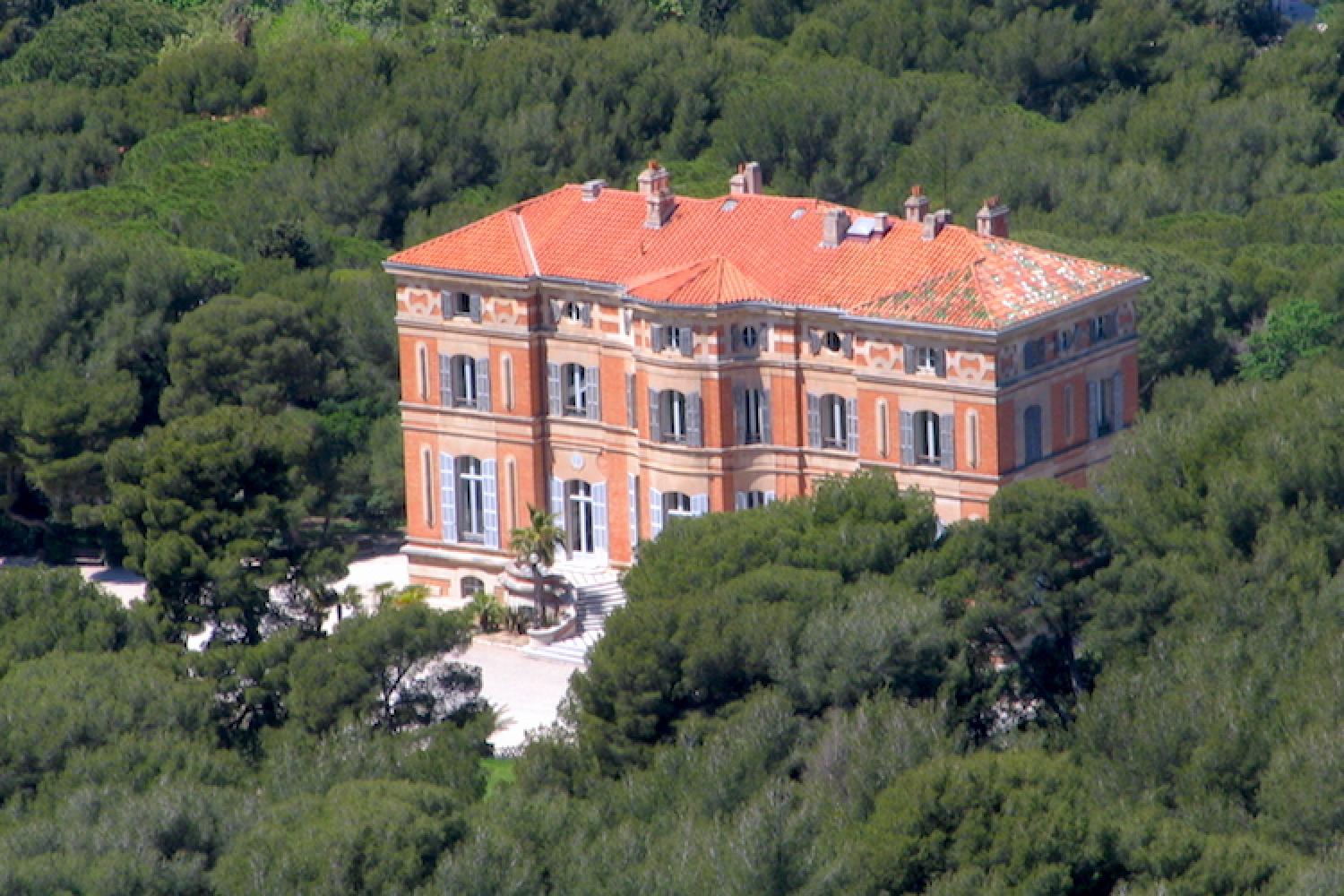 1-chateau_pastre_cclaude_thomas.jpg